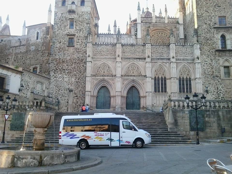Alquiler de minibus Madrid y Toledo